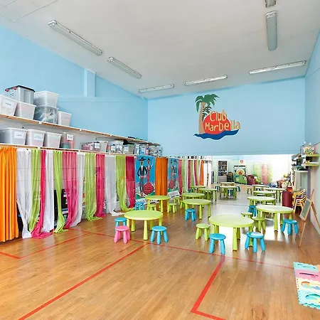 Crown Club Marbella לה קאלה דה מיחאס