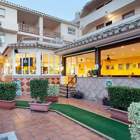 Crown Club Marbella דירה *