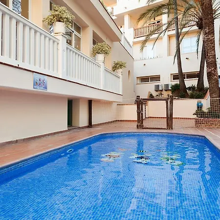 Crown Club Marbella דירה *